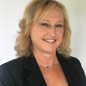 Meet your Posher, Renee